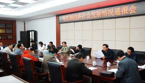 1472004631921009.jpg 六百里猴魁茶葉基地建設(shè)促進一方經(jīng)濟效應(yīng)和品牌的提升1.jpg