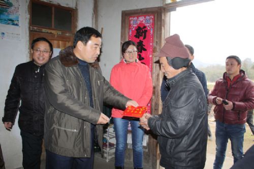 六百里猴魁光彩溫暖行動(dòng).jpg 六百里猴魁光彩溫暖行動(dòng).jpg