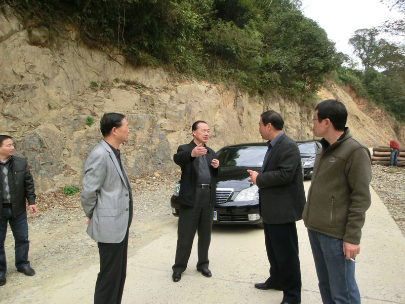 張開南視察桃源基地.jpg 張開南視察桃源基地.jpg