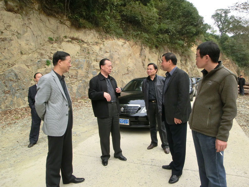 張開南視察桃源基地.jpg 張開南視察桃源基地.jpg