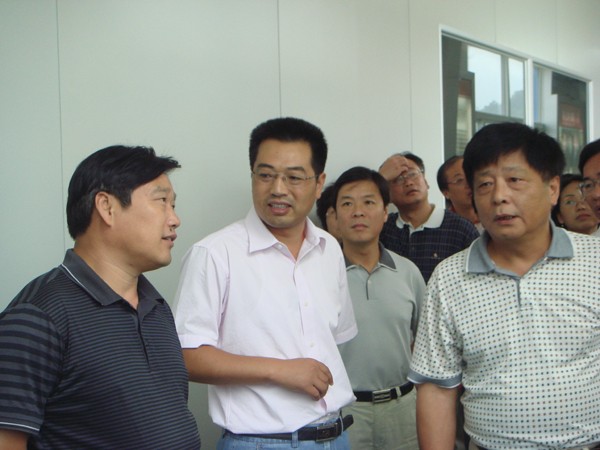 童小威考察.jpg 童小威考察.jpg